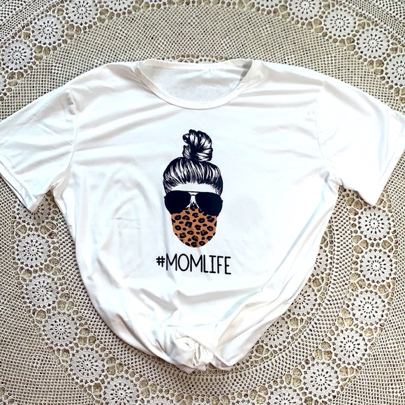 Mom Life T-Shirt Short Sleeve New Mom Momma Maternity White Size Large - Picture 2 of 3